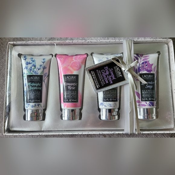 Pink and White Moisturizer and Body Oil Set - Picture 1 of 7
